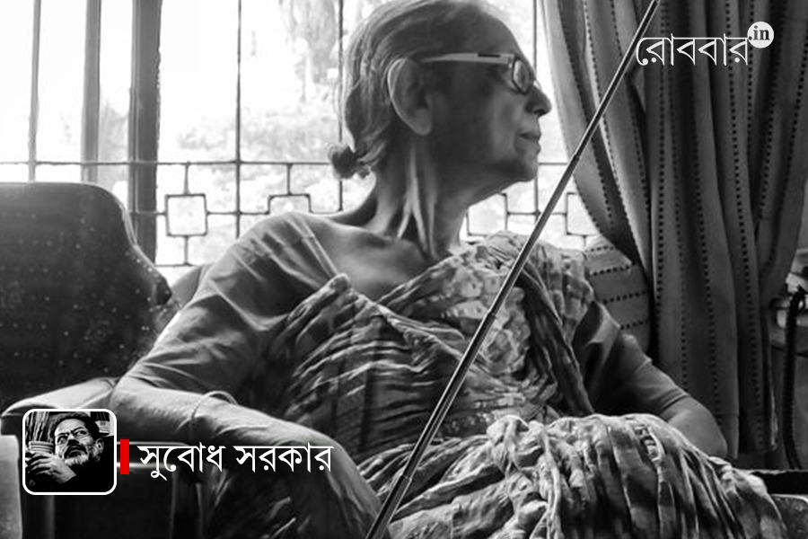 an obituary of debarati mitra। Robbar