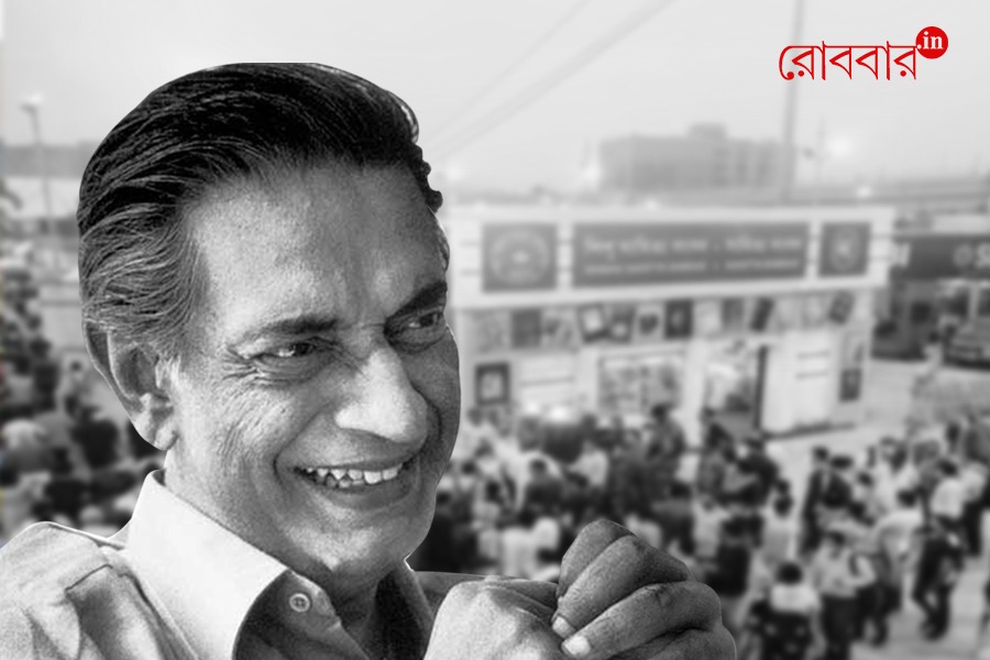 a book fair memoir by debasish mukhopadhyay। Robbar