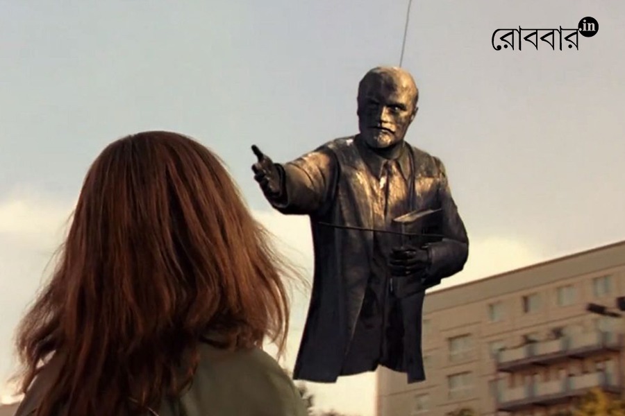 An article about the film Good bye Lenin। Robbar