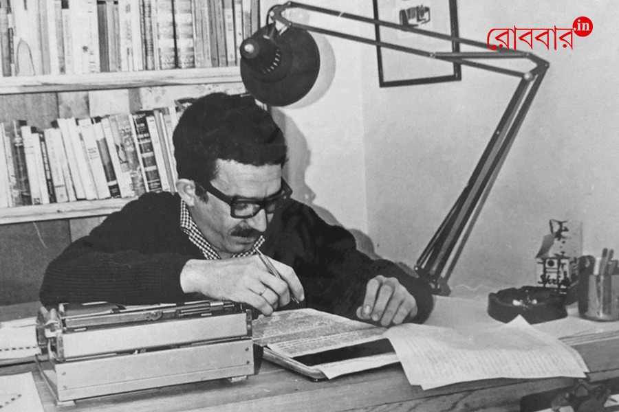 An article about Gabriel García Márquez and his Typewriter। Robbar