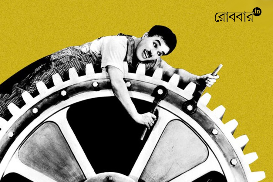 Charlie Chaplin's modern times and our modern times। Robbar