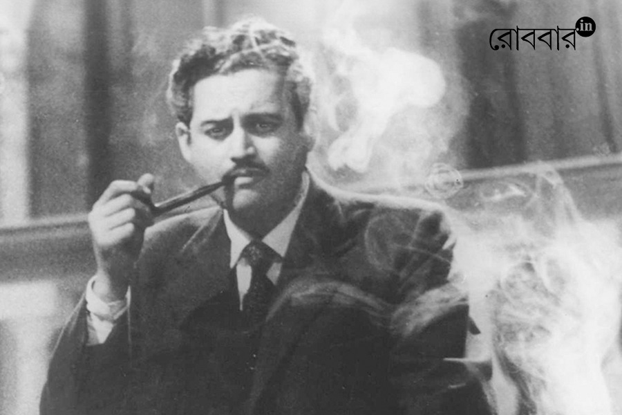an article on guru dutt by sanjay mukhopadhyay। Robbar