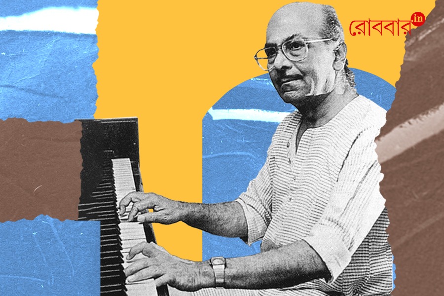 An article on salil chowdhury by Kabir suman। Robbar