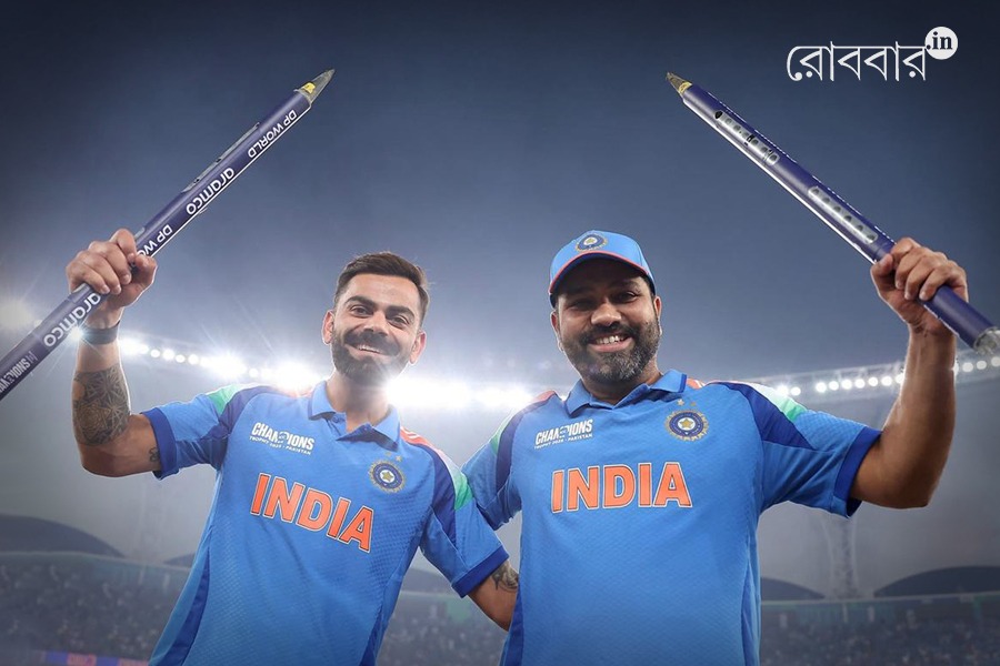 an article on the success of rohit sharma and virat kohli in champions trophy। Robbar