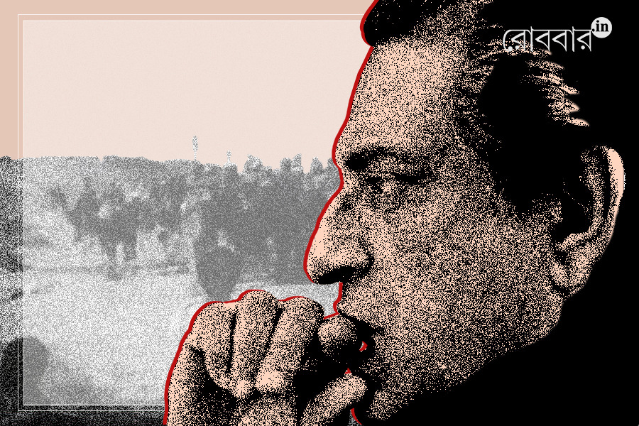 an article about Satyajit Rays thought on War। Robbar