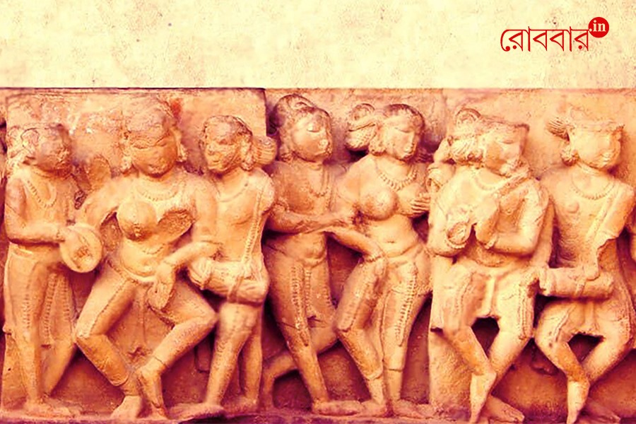 An article about Indian classical music and its situation in post post modern society | Robbar