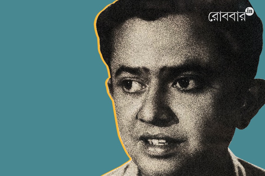 Bhanu bandhopadhya: Not just a comedian। Robbar