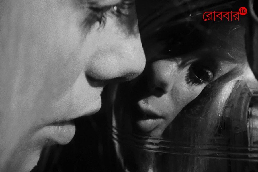 Roman Polanski's The Apartment Trilogy Review
