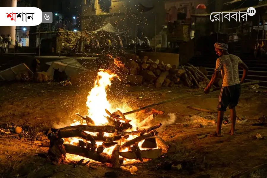 An article about Manikarnika: the buring ghat। Robbar