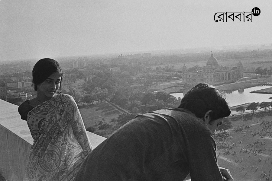 role of the roof as a social space and place of thought। Robbar