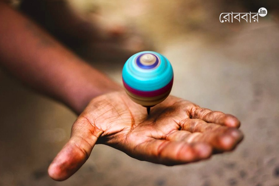 history of the spinning top and our childhood | Robbar