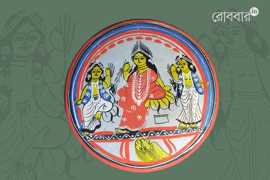 why a pair of kartik is painted in Laxmi-sara | Robbar