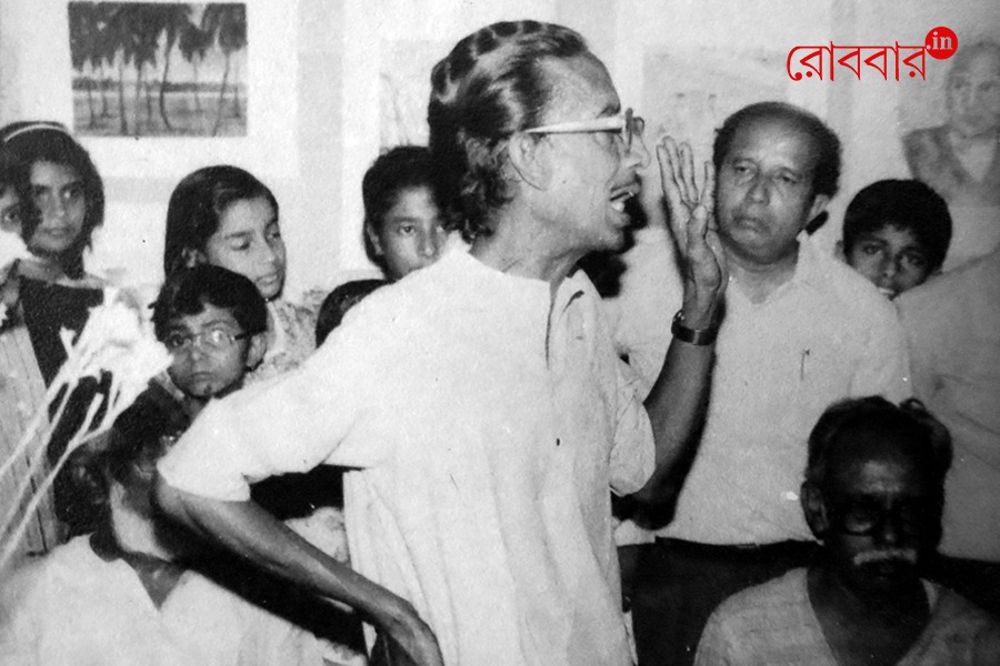 My Father Poet Amitabha Dasgupta by Dipta Dasgupta। Robbar