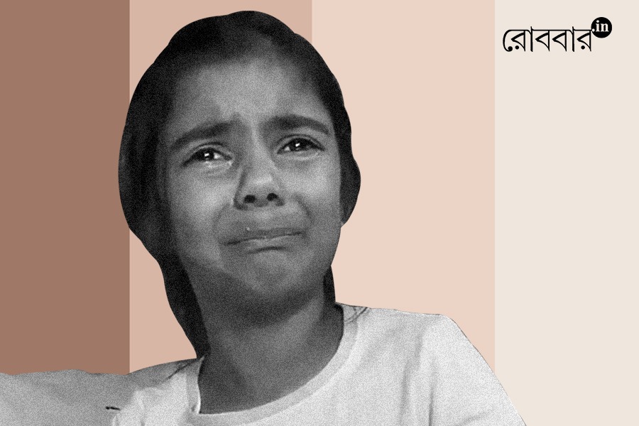 five year old girl cried for getting fair skin tone | Robbar