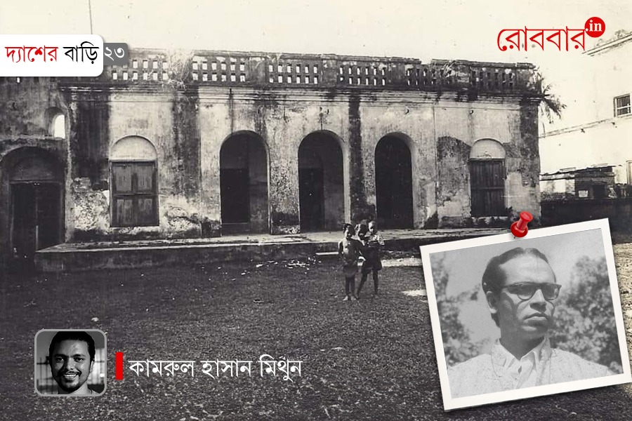 On Ritwik Ghatak's ancestral home। Robbar