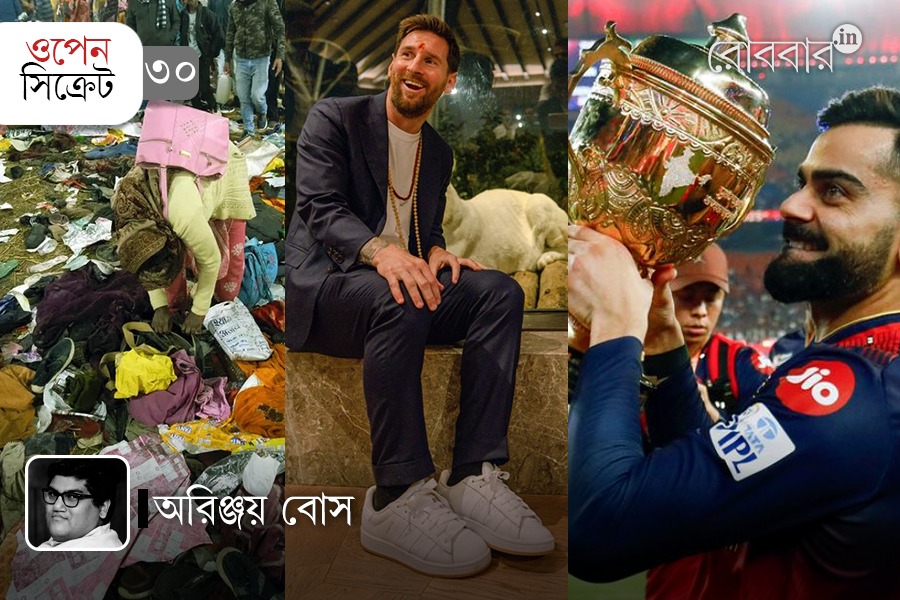 A conversation of old year and new year | Robbar