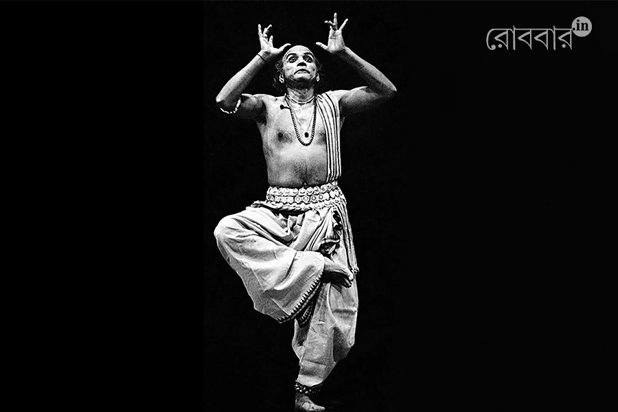 On Kelucharan Mohapatra a legendary Indian classical dancer। Robbar