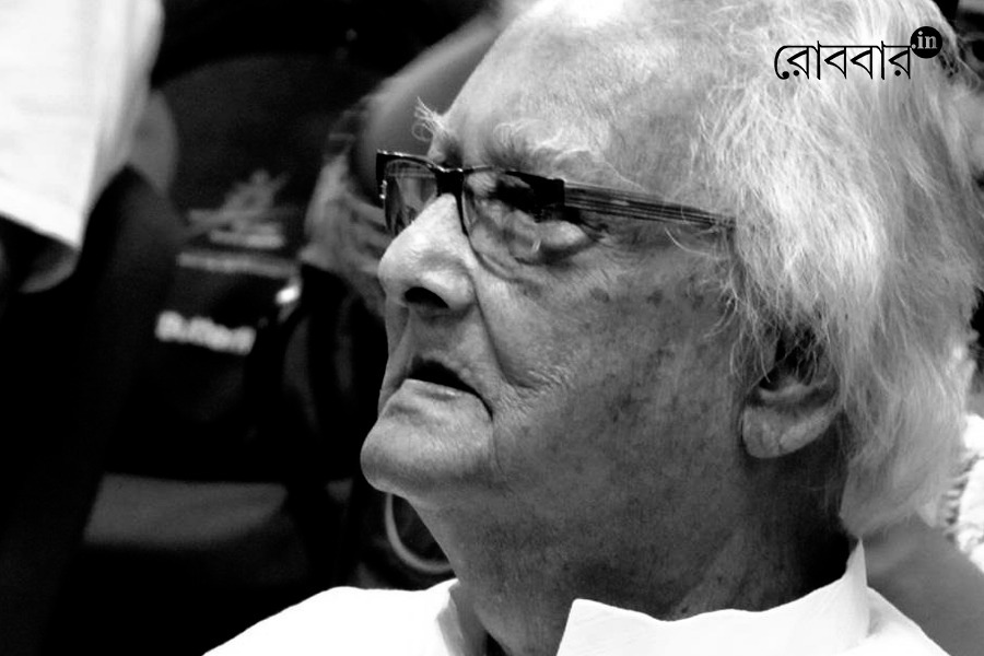 cartoonist narayan debnath as a film credits designer | Robbar