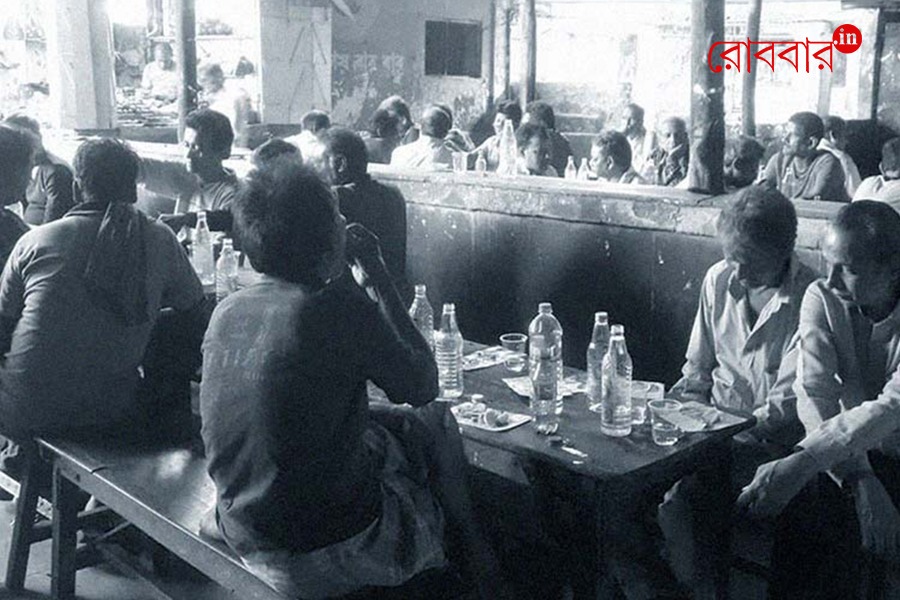 an article about the historical books on alcohol by Rittik Mallik