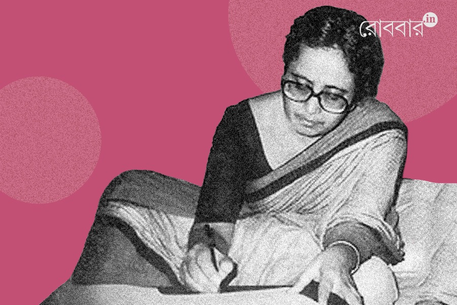 book review of aamaar shekor-bakor athoba name dropping। Robbar