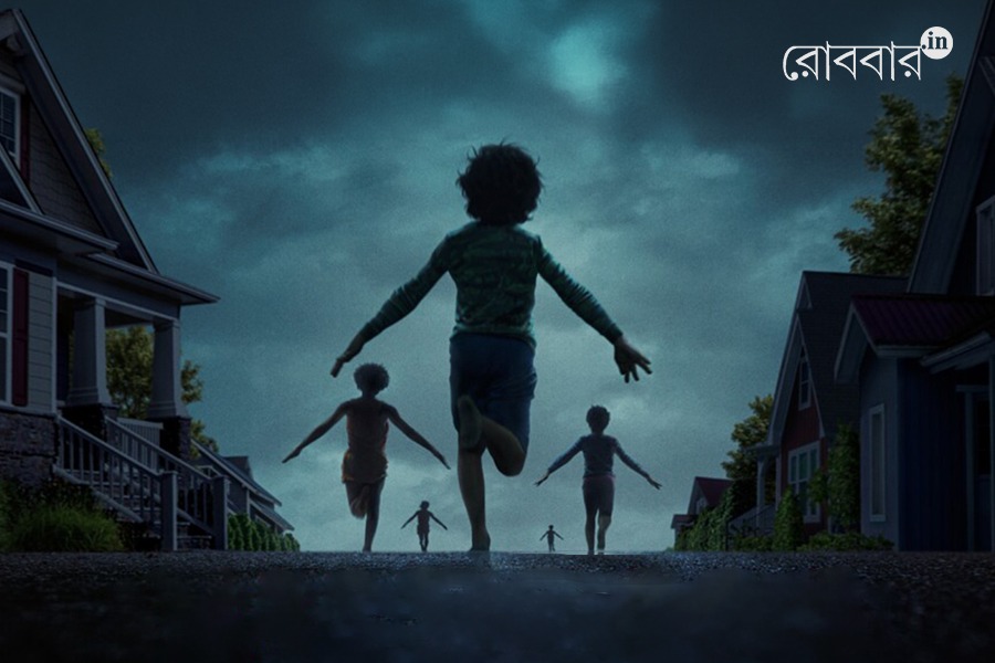 film review of weapons and its horror concept। Robbar