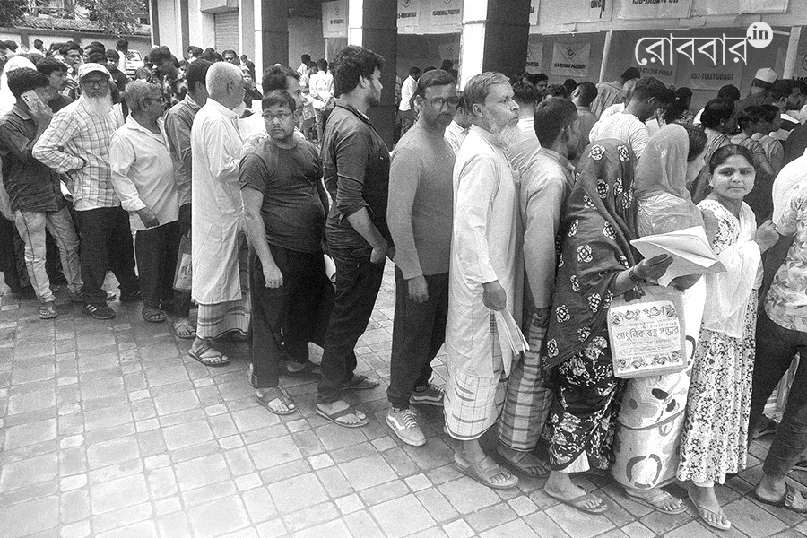 Is SIR Reshaping Democracy in Bengal?। Robbar