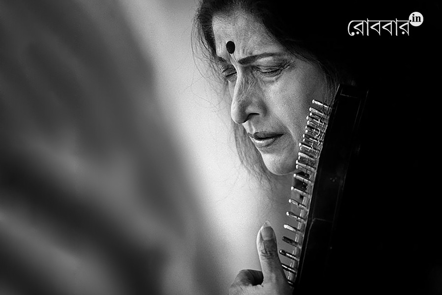 tagores raja indian classical music and kishori amonkar | Robbar