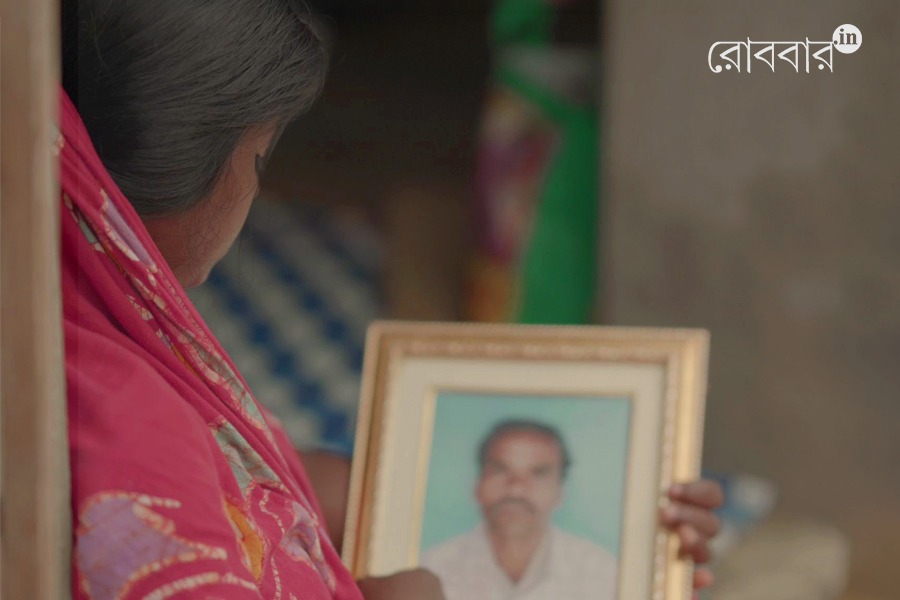 bagh bidhva or the widows of killed by tiger in sundarban | Robbar
