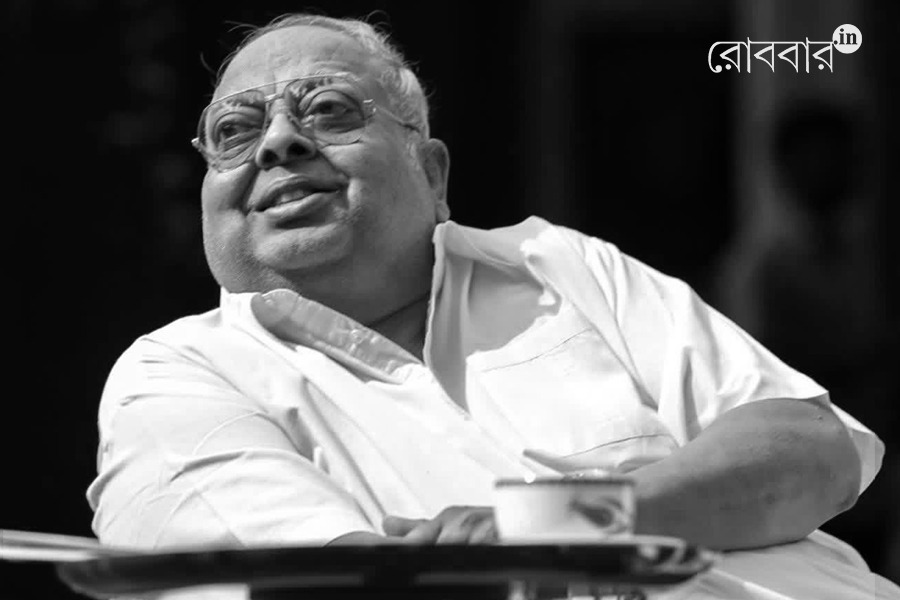 Inside Tutu Bose’s Childhood: Memories That Shaped Him। Robbar
