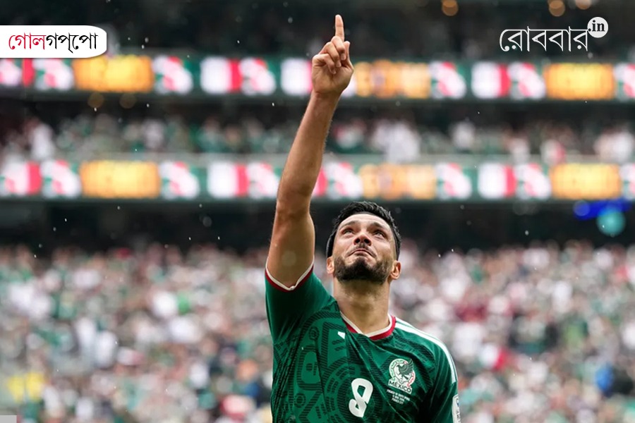 comeback of mexican player raul jimenez after fatal injury | Robbar