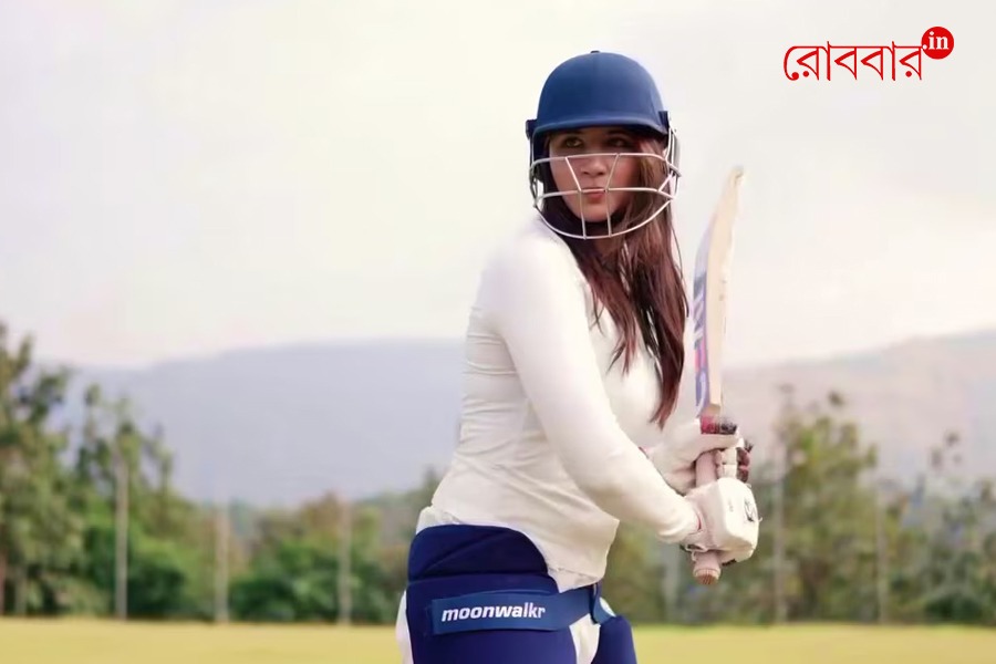 anaya bangar prioritizes femininity over cricket | Robbar