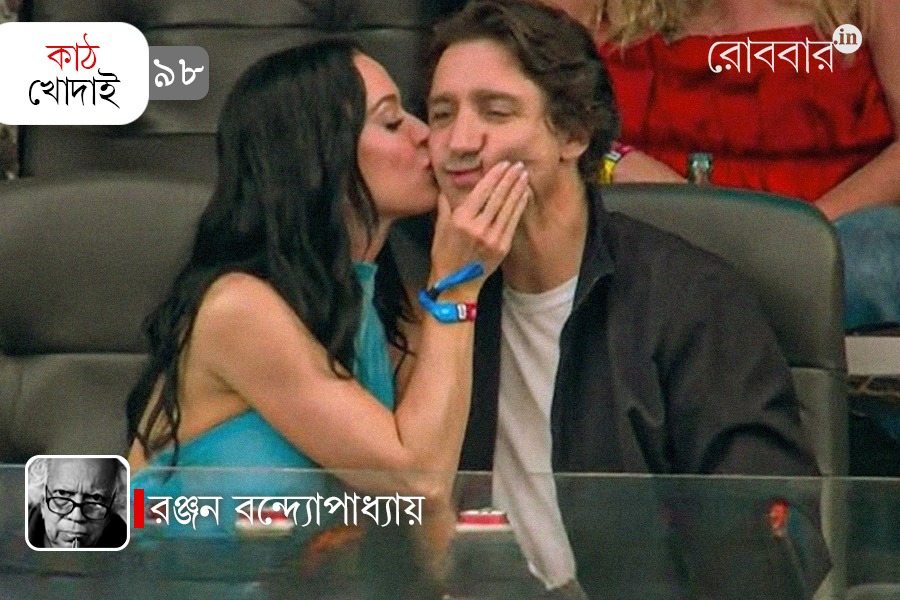 Ranjan Bandyopadhyay on Katy Perry and Justin Trudeau's Romance Journey। Robbar