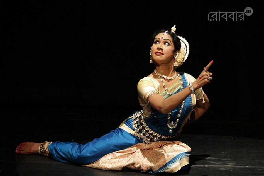 Sujata Mohapatra: Distinguished indian Odissi Maestro। Robbar
