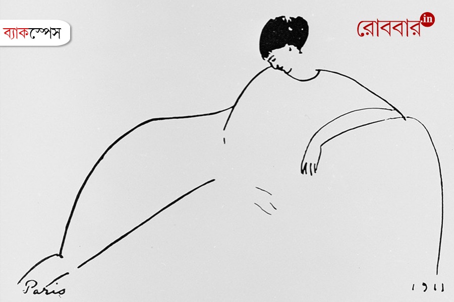 Russian revolution and poet anna akhmatova | Robbar
